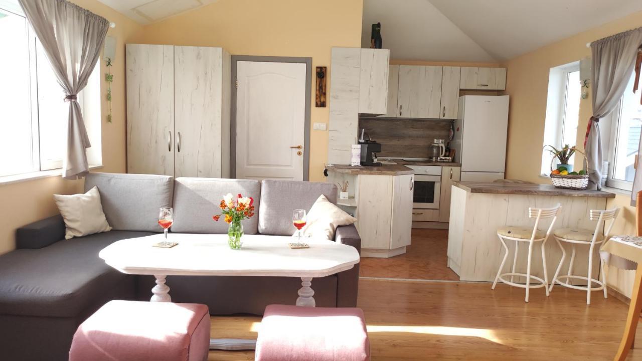 Trakata Villa Apartments Warna Zewnętrze zdjęcie